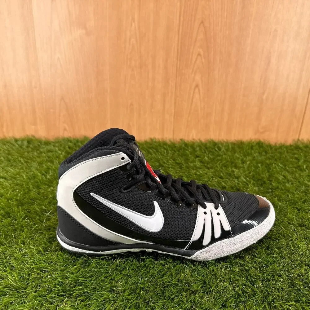 Nike Freek Black White Wrestling Shoes 316403-011 Men's Size 8.5